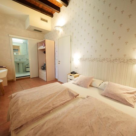 Hotel San Filis ซานเฟลีเช เดล เบนาโก ภายนอก รูปภาพ